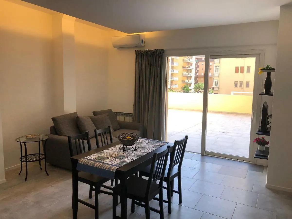 Villa Residenza De Gasperi Palermo 0*,
